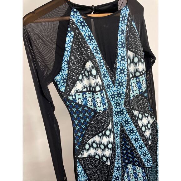 GUESS Mesh Geometric Bodycon Dress Size 10 - Picture 5 of 8